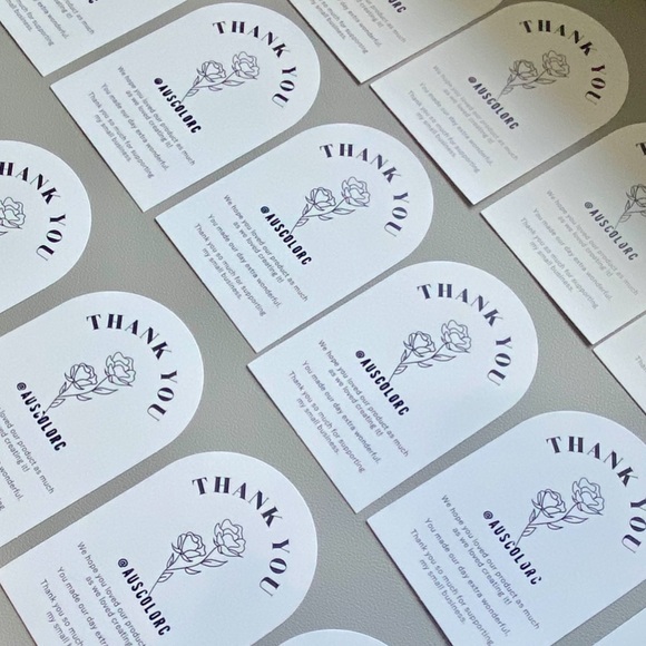 Bundle more save more 👀💕 - Picture 3 of 6